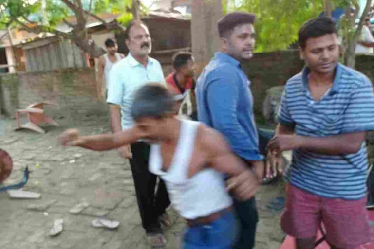 पूर्व से चली आ रही भूमि विवाद को लेकर मारपीट…