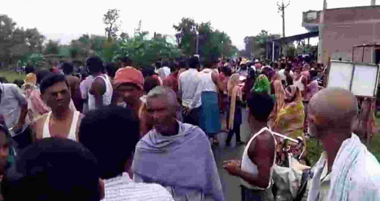 ट्रक की ठोकर से बाईक सवार महिला एवं पुरूष हूऐ गंभीर रूप से घायल