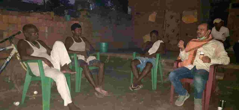 जैविक प्रकोष्ठ किसान मोर्चा  ने दलित किसानों के बीच लगाया चौपाल, दी जानकारी