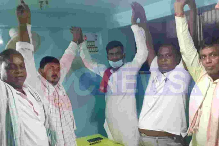 लोजपा नेताओं ने राष्ट्रीय अध्यक्ष से स्थानीय उम्मीदवार की मांग की