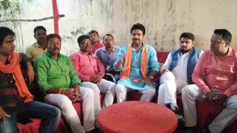 महुँआ के सिघाड़ा मे लोजपा के राष्ट्रीय अध्यक्ष चिराग की सभा