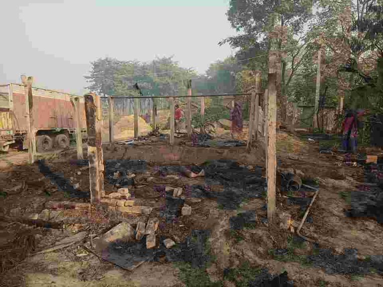 टायर दूकान मे आग लगने से हजारों की सम्पत्ति जलकर खाक…