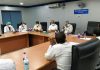 जिलाधिकारी ने एमकेएमसीएच में संबंधित अधिकारियों के साथ की एक महत्वपूर्ण बैठक