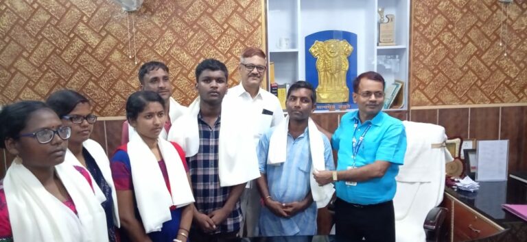 जिलाधिकारी ने मनाया अमर शहीद खुदीराम बोस के शहादत दिवस