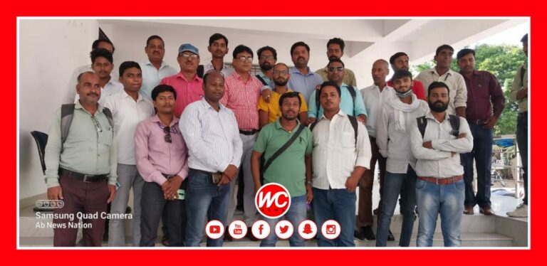 जिला जनसंपर्क अधिकारी को दी गई नम आंखों से विदाई