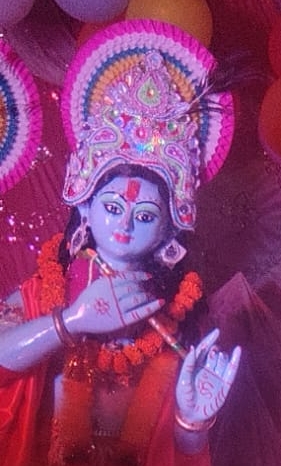 गायघाट के सुस्ता गांव में धूम धाम से मनाया गया श्री कृष्ण जन्माष्टमी महोत्सव